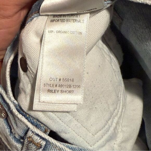 AGOLDE Riley Short in Groove- Size 23 - Picture 11 of 11